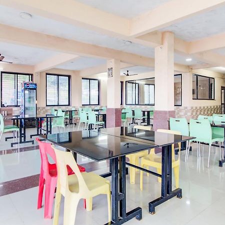 Hotel Oyo 48915 Chaitanya Green Park Vani Exterior foto